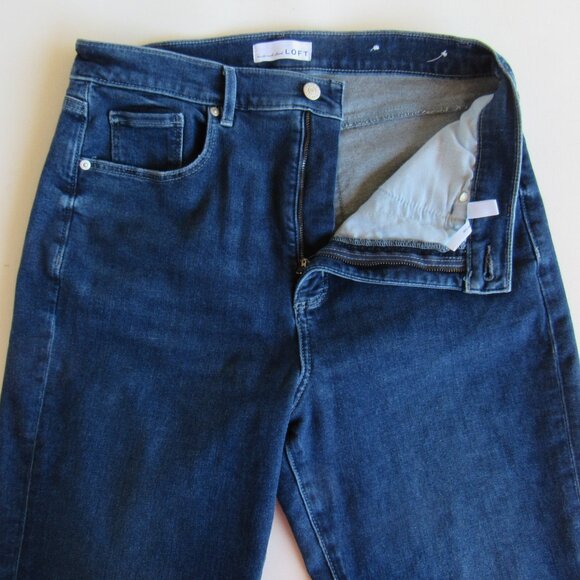 LOFT Made & Loved Women High Rise Relaxed Flare Jeans in Medium Wash Size 31/12 - Picture 6 of 13